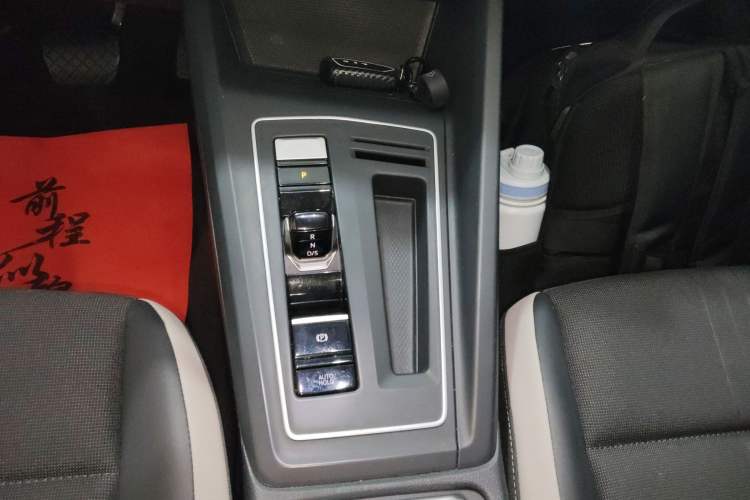 Used Volkswagen Golf 2024 280TSI DSG Pro Enjoyment Edition Gear Lever