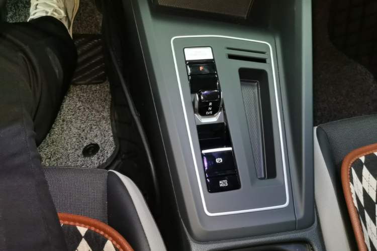 Used Volkswagen Golf 2024 280TSI DSG Pro Enjoyment Edition Gear Lever