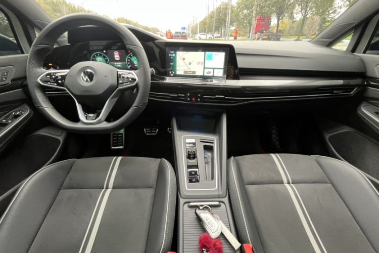 Used Volkswagen Golf 2024 280TSI DSG R-Line 50th Anniversary Edition Interior 1