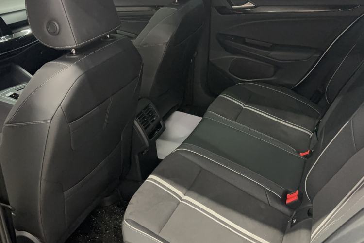 Used Volkswagen Golf 2024 280TSI DSG R-Line 50th Anniversary Edition Interior 2