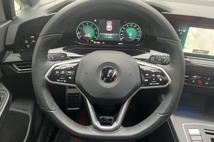 Used Volkswagen Golf 2024 280TSI DSG R-Line 50th Anniversary Edition Interior 2