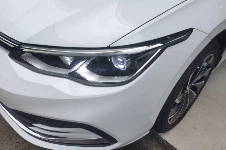 Used Volkswagen Golf 2024 280TSI DSG Pro 50th Anniversary Edition Left Front Headlight