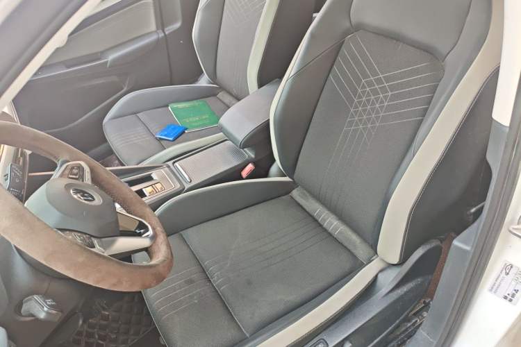 Used Volkswagen Golf 2024 280TSI DSG Pro 50th Anniversary Edition Left Front Seat