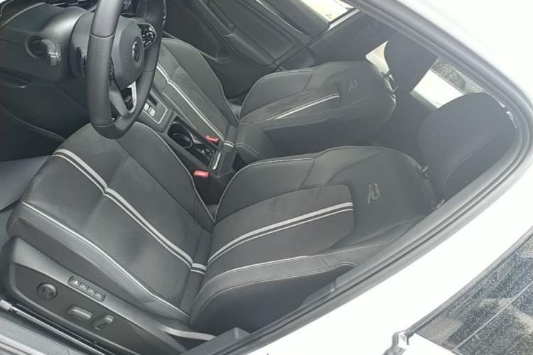 Used Volkswagen Golf 2024 280TSI DSG R-Line 50th Anniversary Edition Left Front Seat