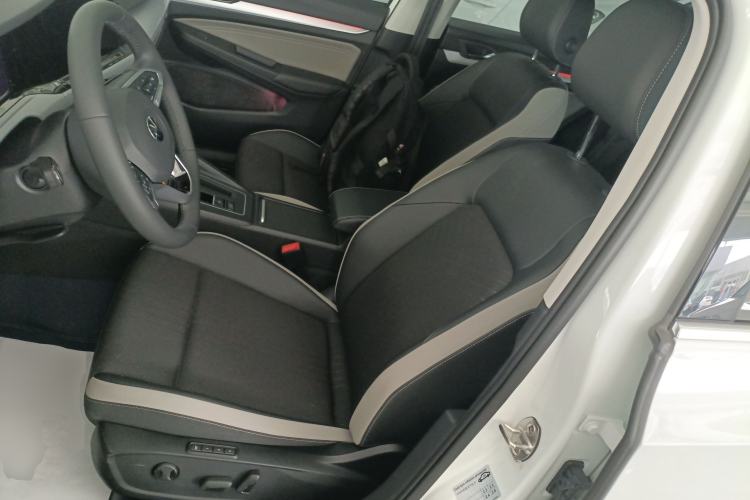 Used Volkswagen Golf 2024 280TSI DSG Pro 50th Anniversary Edition Left Front Seat