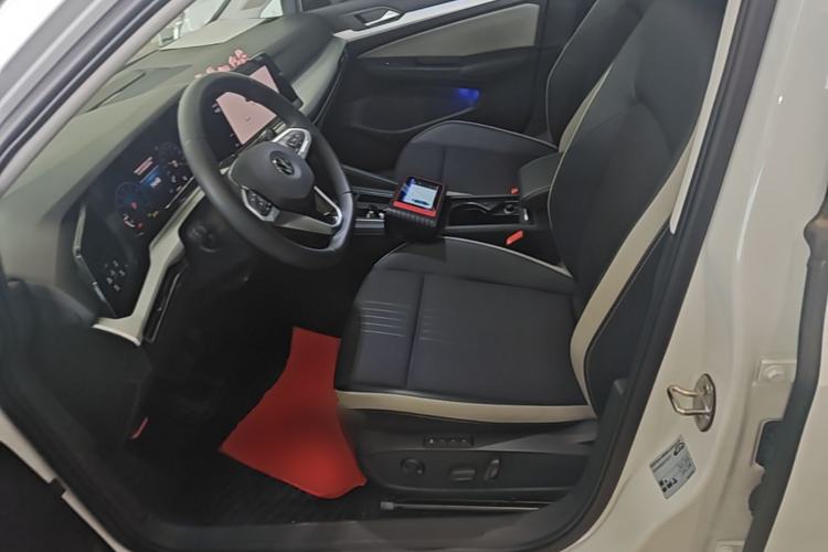 Used Volkswagen Golf 2024 280TSI DSG Pro 50th Anniversary Edition Left Front Seat