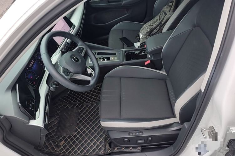 Used Volkswagen Golf 2024 280TSI DSG Pro 50th Anniversary Edition Left Front Seat