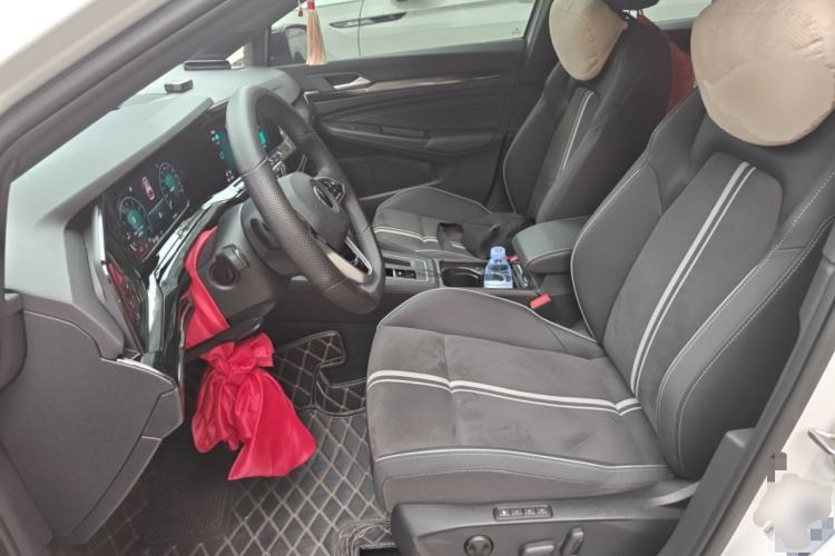 Used Volkswagen Golf 2024 280TSI DSG R-Line 50th Anniversary Edition Left Front Seat