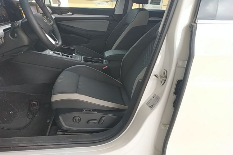 Used Volkswagen Golf 2024 280TSI DSG Pro Expert Edition Left Front Seat