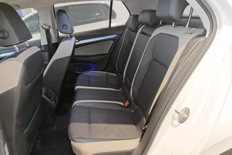 Used Volkswagen Golf 2024 280TSI DSG Pro Enjoyment Edition Left Rear Seat