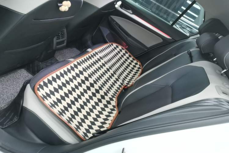 Used Volkswagen Golf 2024 280TSI DSG Pro Enjoyment Edition Left Rear Seat