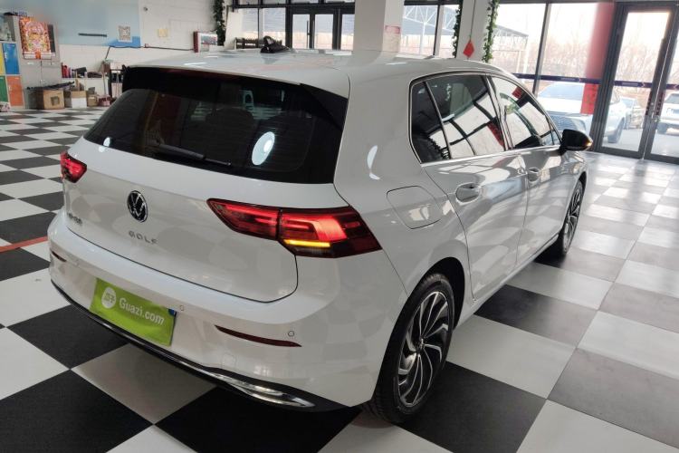 Used Volkswagen Golf 2024 280TSI DSG Pro Enjoyment Edition Rear Right 45 Deg