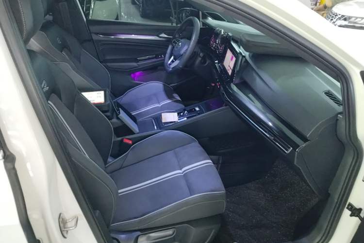 Used Volkswagen Golf 2024 280TSI DSG R-Line 50th Anniversary Edition Right Front Seat