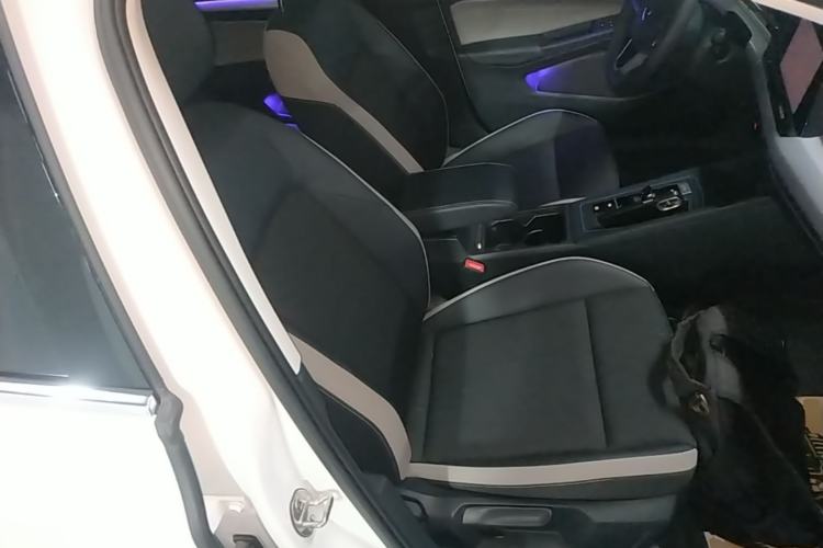 Used Volkswagen Golf 2024 280TSI DSG Pro 50th Anniversary Edition Right Front Seat