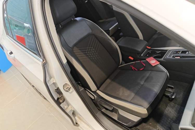Used Volkswagen Golf 2024 280TSI DSG Pro Enjoyment Edition Right Front Seat