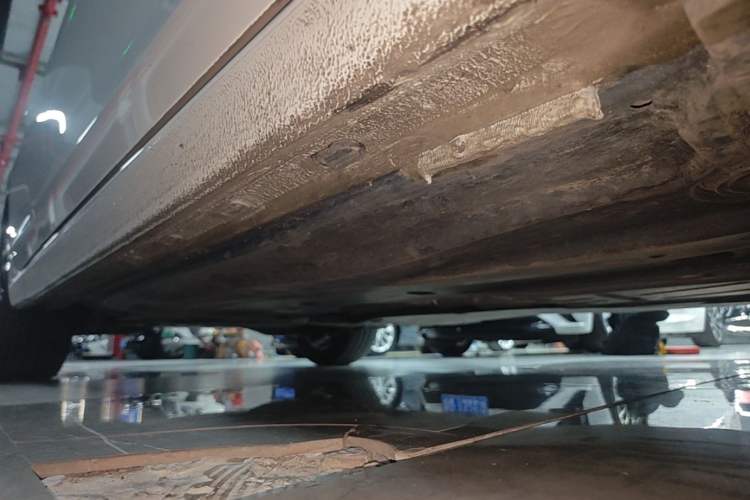Used Volkswagen Golf 2024 280TSI DSG Pro 50th Anniversary Edition Right Side Sill