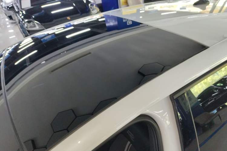 Used Volkswagen Golf 2024 280TSI DSG R-Line 50th Anniversary Edition Roof