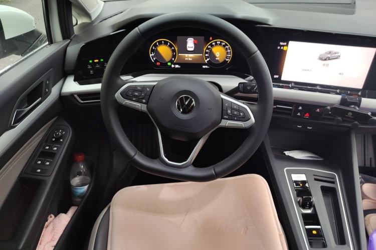 Used Volkswagen Golf 2024 280TSI DSG Pro 50th Anniversary Edition Steering Wheel