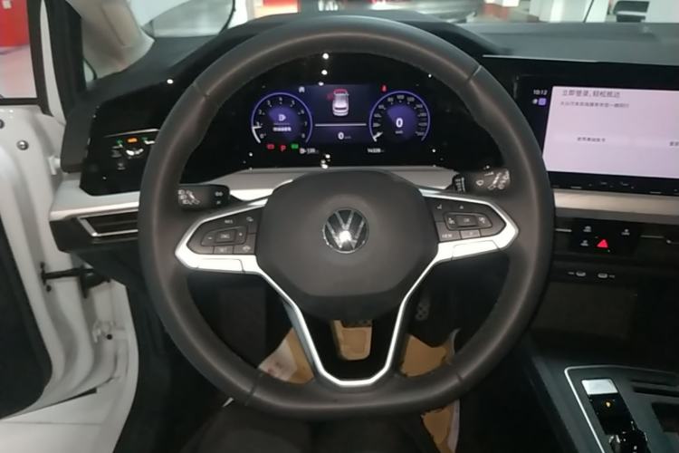 Used Volkswagen Golf 2024 280TSI DSG Pro 50th Anniversary Edition Steering Wheel