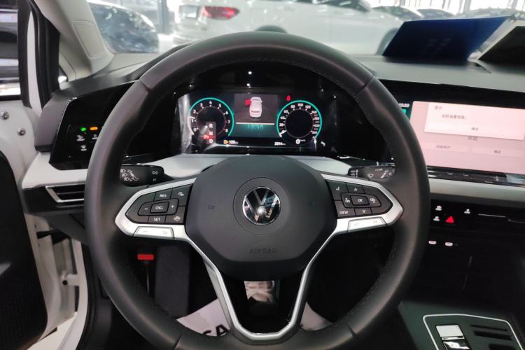 Used Volkswagen Golf 2024 280TSI DSG Pro Enjoyment Edition Steering Wheel