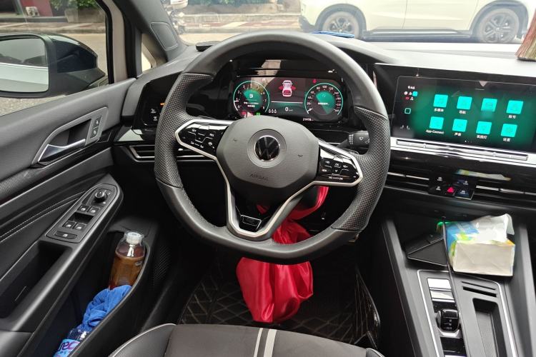 Used Volkswagen Golf 2024 280TSI DSG R-Line 50th Anniversary Edition Steering Wheel
