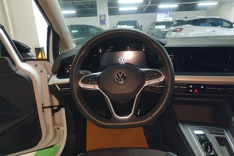Used Volkswagen Golf 2024 280TSI DSG Pro Enjoyment Edition Steering Wheel