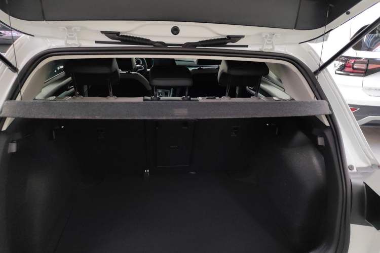 Used Volkswagen Golf 2024 280TSI DSG Pro Enjoyment Edition Trunk