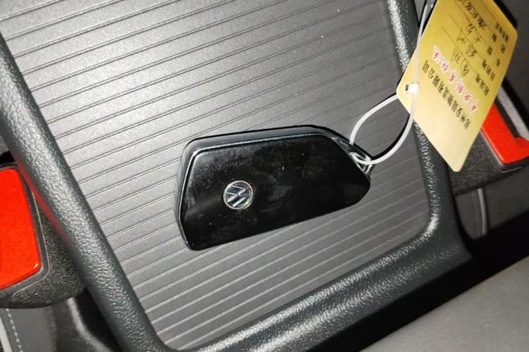 Used Volkswagen Golf 2024 280TSI DSG R-Line 50th Anniversary Edition Vehicle Key