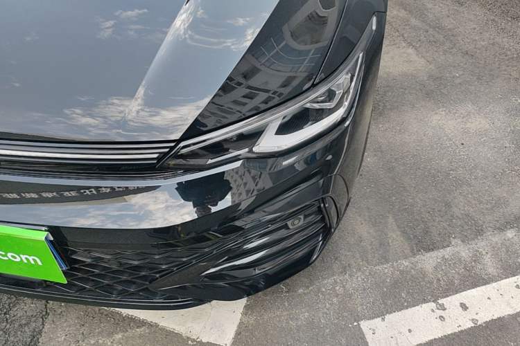 Used Volkswagen Golf 2025 Facelifted II 300TSI R-Line Left Front Headlight