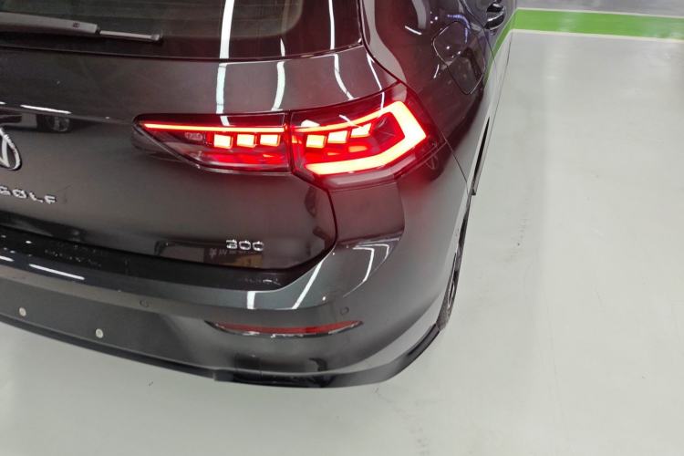 Used Volkswagen Golf 2025 Facelift 300TSI R-Line Right Rear Taillight