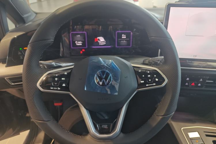 Used Volkswagen Golf 2025 Facelifted II 300TSI R-Line Steering Wheel