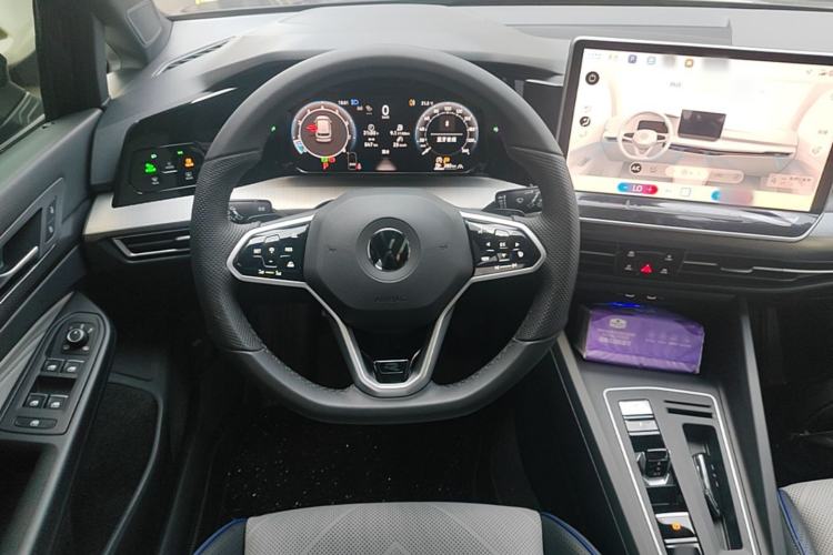 Used Volkswagen Golf 2025 Facelifted II 300TSI R-Line Steering Wheel
