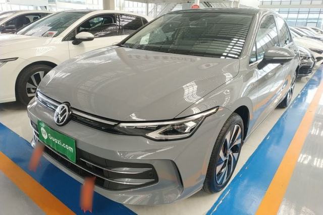 Used Volkswagen Golf 2025 Facelifted 300TSI Pro