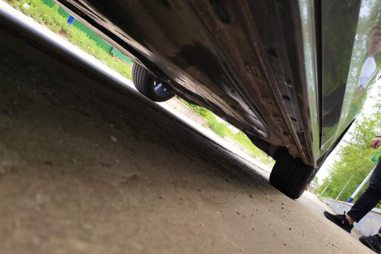 Used Volkswagen Golf 2025 Facelift 300TSI R-Line Chassis Front Left
