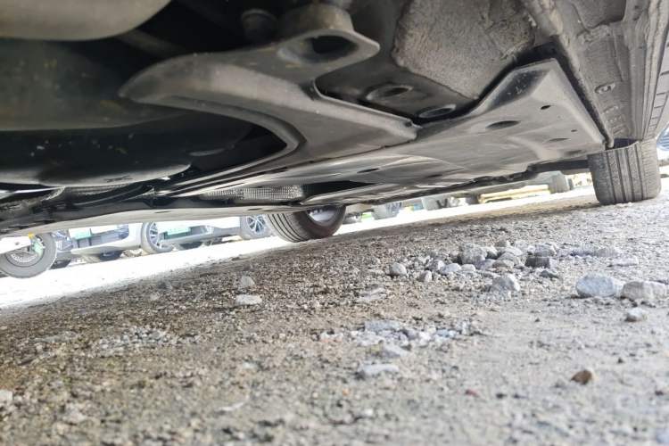 Used Volkswagen Golf 2025 300TSI R-Line Chassis Rear Right
