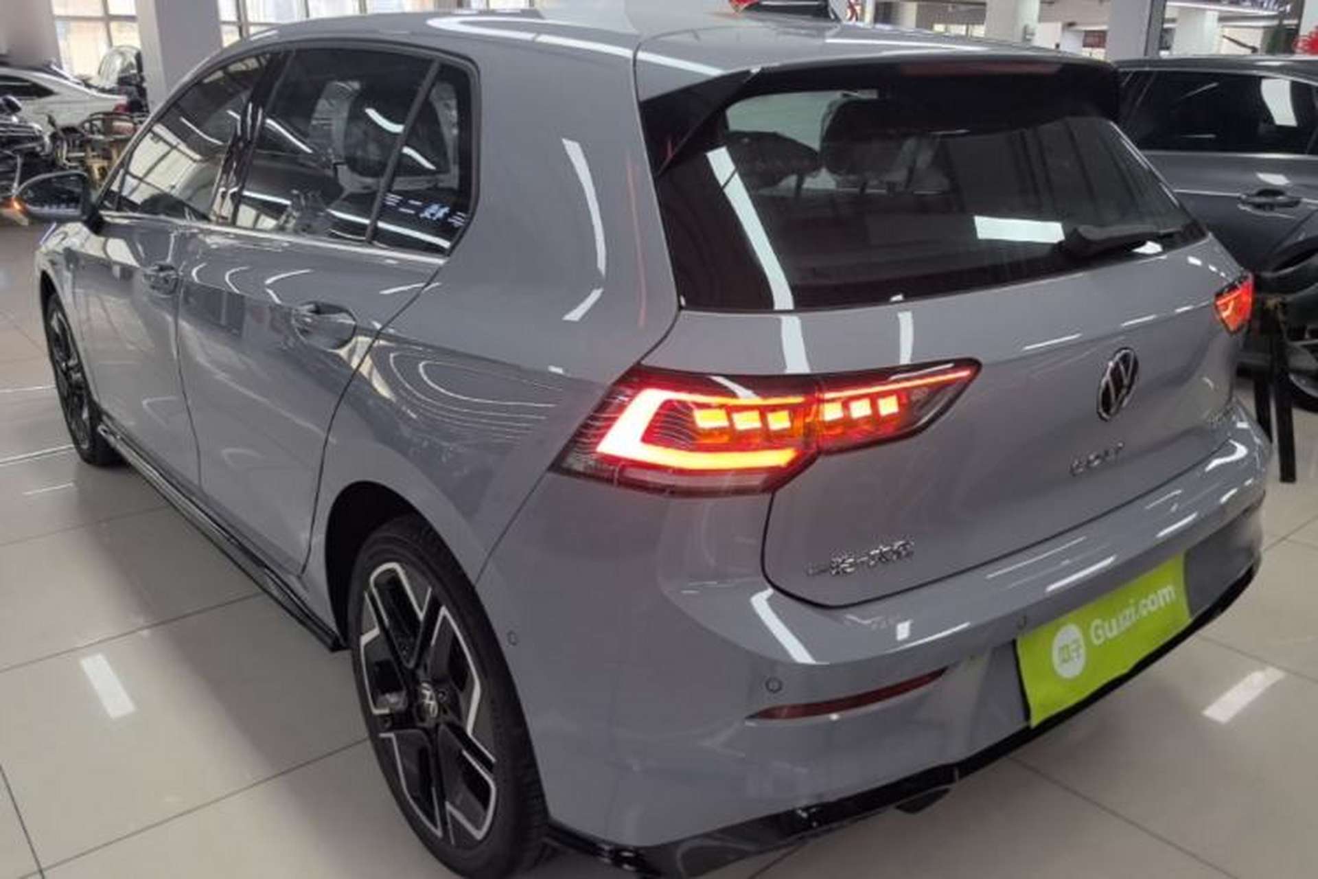 Used Volkswagen Golf 2025 Facelift 300TSI R-Line Exterior 2