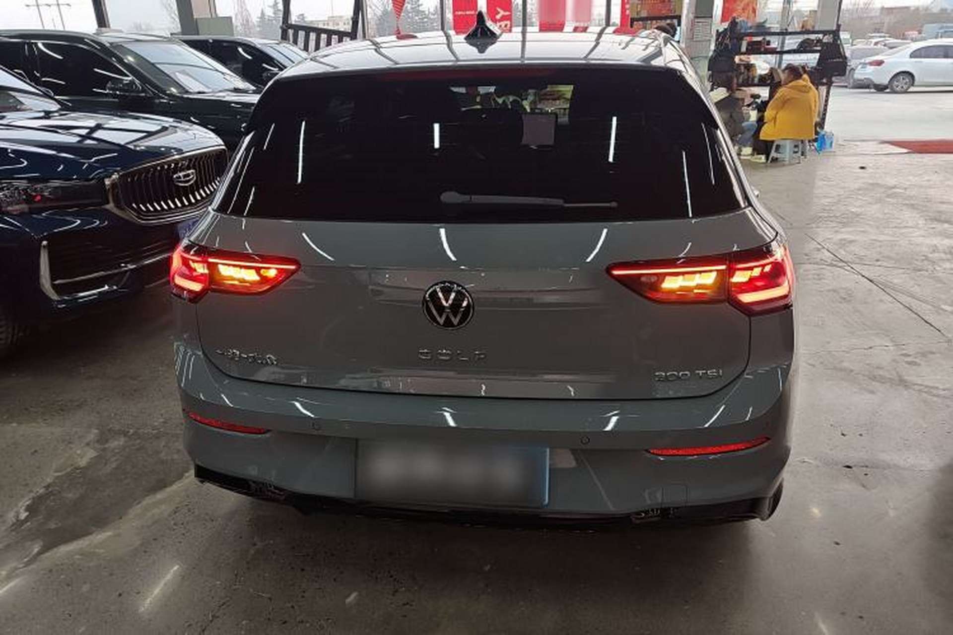 Used Volkswagen Golf 2025 Facelift 300TSI R-Line Exterior 4