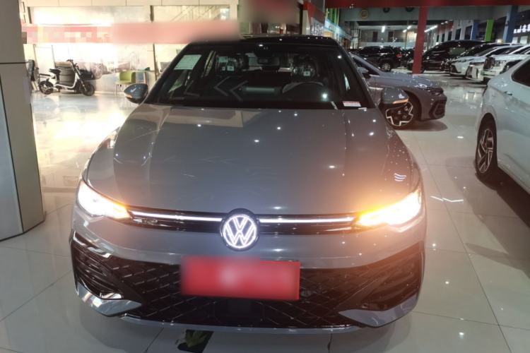 Used Volkswagen Golf 2025 Facelift 300TSI R-Line Front