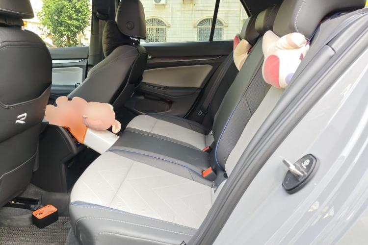 Used Volkswagen Golf 2025 300TSI R-Line Left Rear Seat