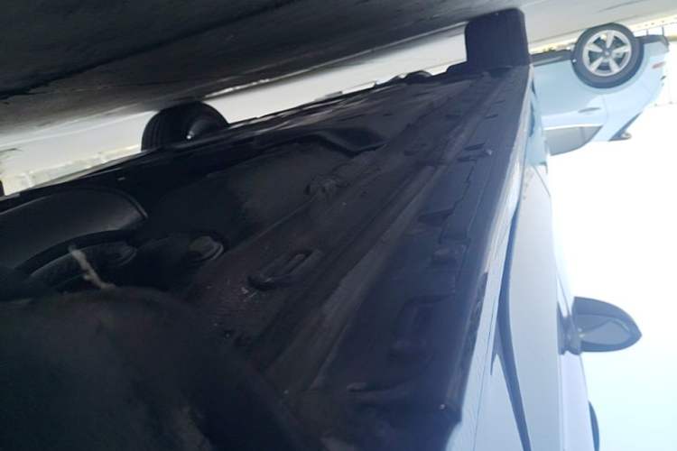 Used Volkswagen Golf 2025 Facelift 300TSI R-Line Left Side Sill