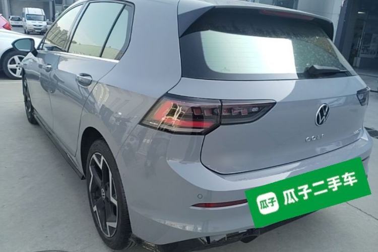 Used Volkswagen Golf 2025 Facelift 300TSI R-Line Rear Left 45 Deg
