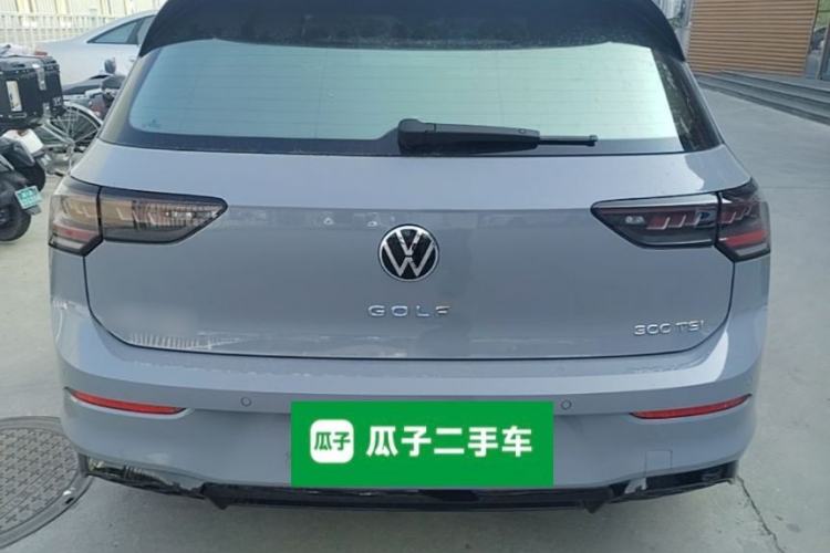 Used Volkswagen Golf 2025 Facelift 300TSI R-Line Rear