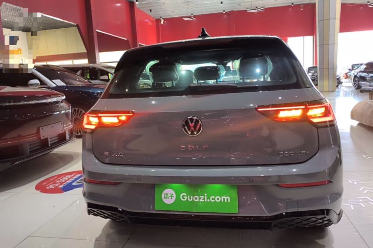 Used Volkswagen Golf 2025 Facelift 300TSI R-Line Rear