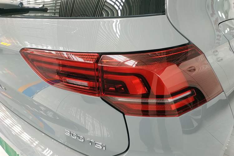 Used Volkswagen Golf 2025 Facelifted 300TSI Pro Right Rear Taillight