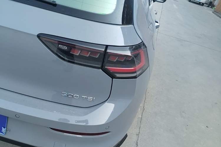 Used Volkswagen Golf 2025 Facelift 300TSI R-Line Right Rear Taillight