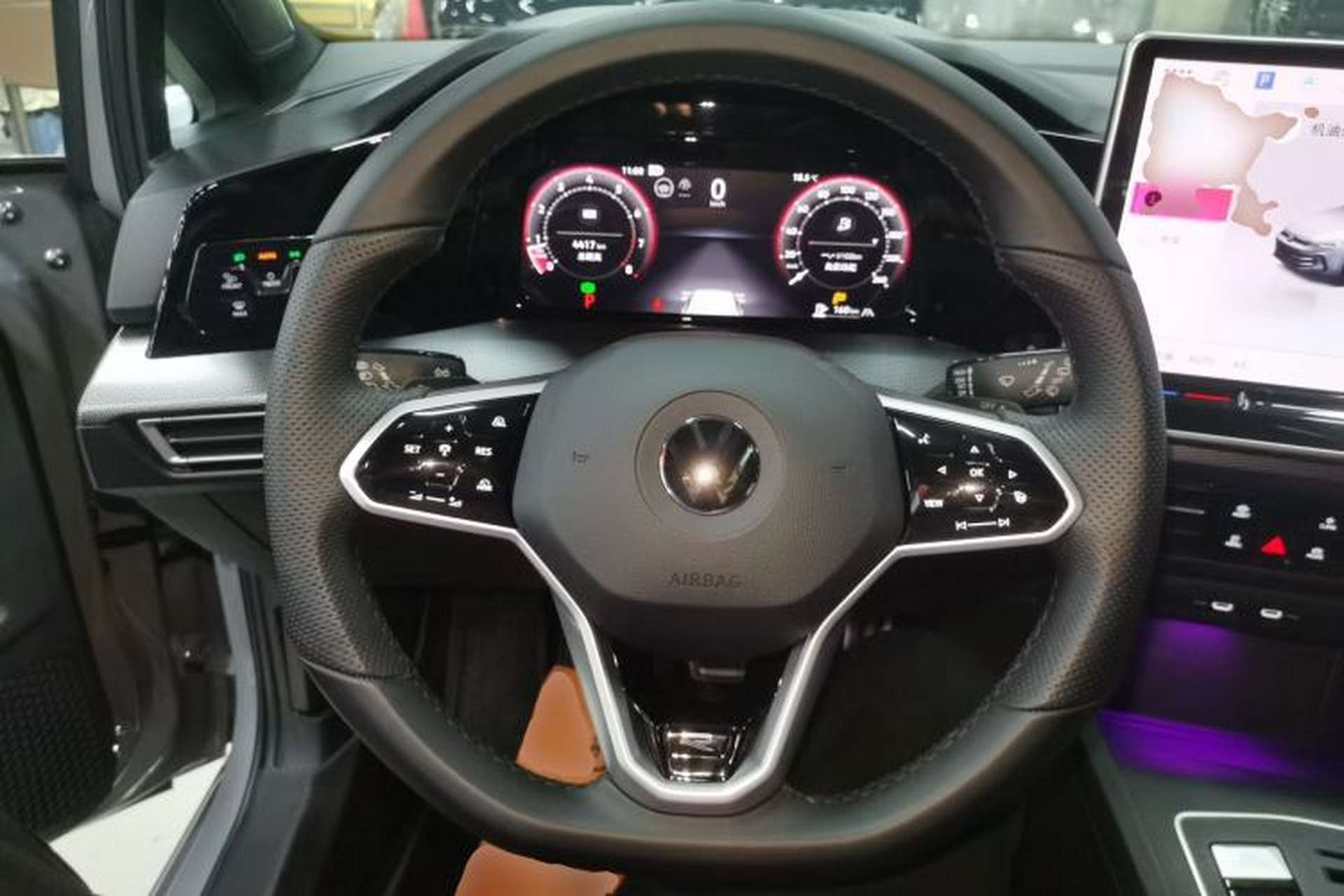 Used Volkswagen Golf 2025 300TSI R-Line Steering Wheel