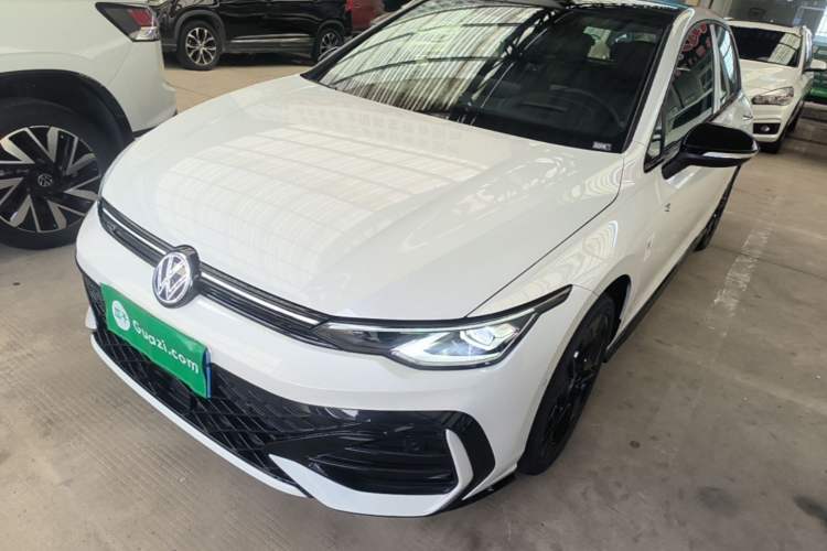 Used Volkswagen Golf 2025 300TSI R-Line Guazi used car, China used car export, Used car for sale, Used  cars, Cheapest cars for sale