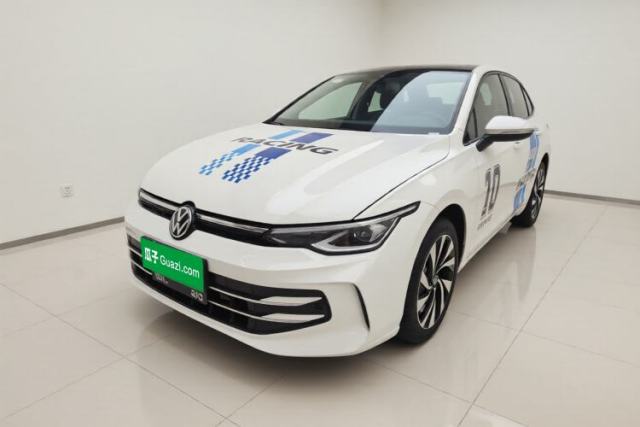 Used Volkswagen Golf 2025 Facelifted 300TSI Pro