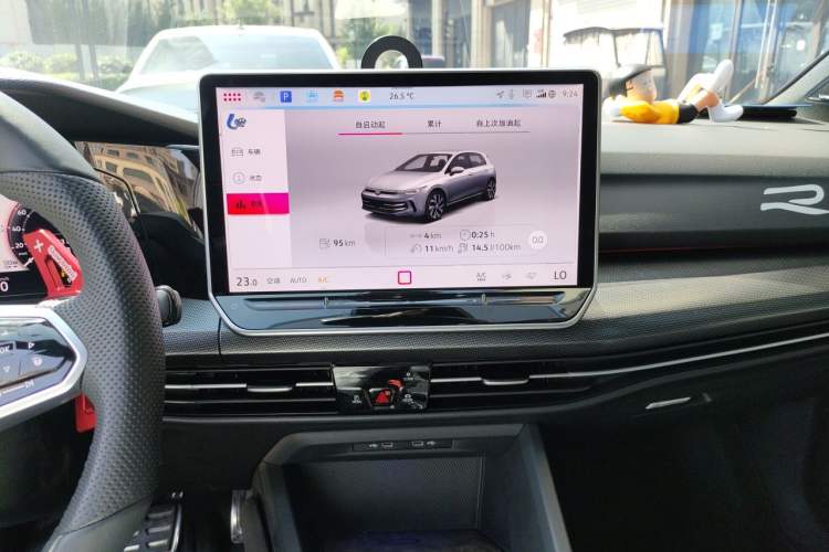 Used Volkswagen Golf 2025 300TSI R-Line Audio And AC Panel
