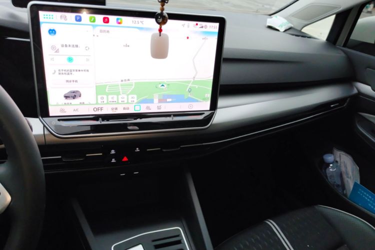 Used Volkswagen Golf 2025 Facelifted 300TSI Pro Audio And AC Panel